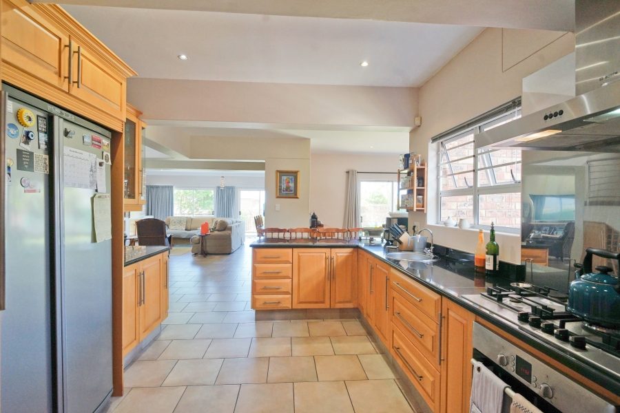 4 Bedroom Property for Sale in Kidds Beach Eastern Cape